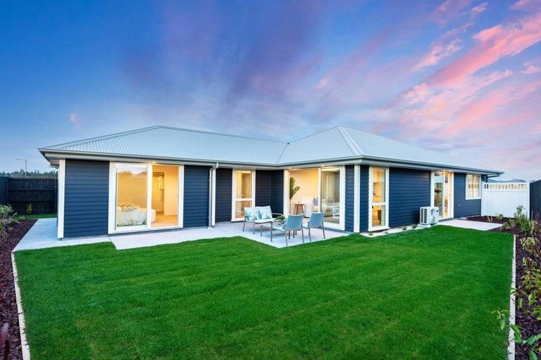 Photo of property in 40 Cunningham Street, Rangiora, 7400