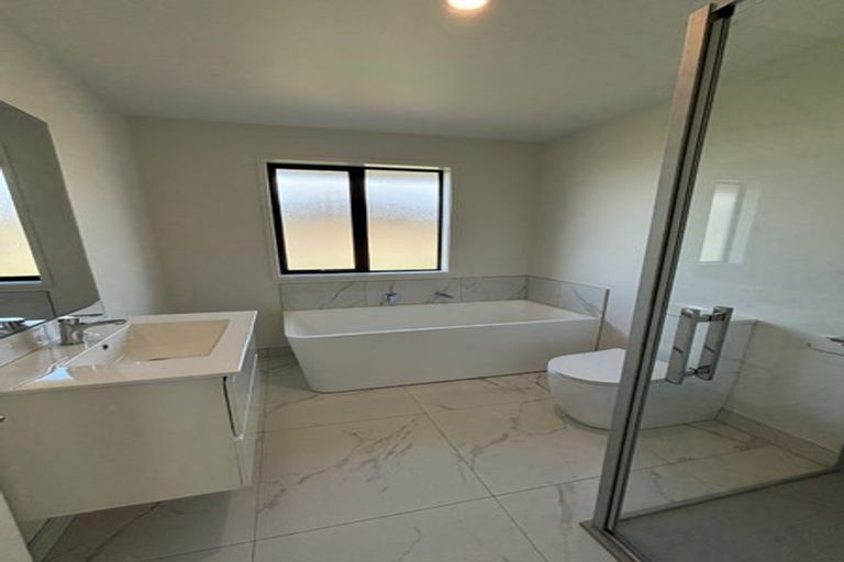 Photo of property in 10 Tuna Drive, Port Whangarei, 0110