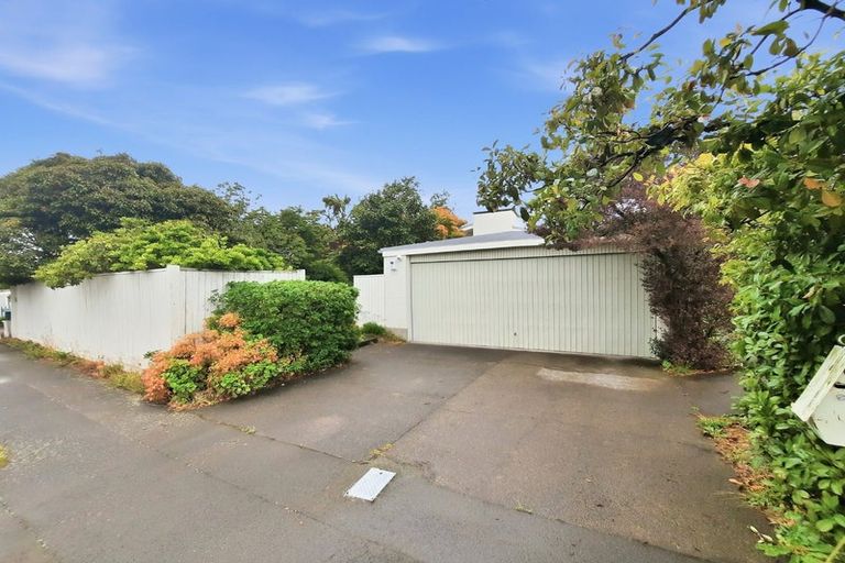 Photo of property in 15 Saint Clio Street, Ilam, Christchurch, 8041