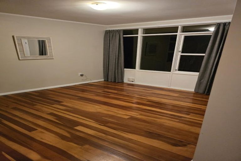 Photo of property in 26 Silverbirch Grove, Churton Park, Wellington, 6037