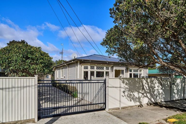 Photo of property in 39 Kiwi Street, Alicetown, Lower Hutt, 5010