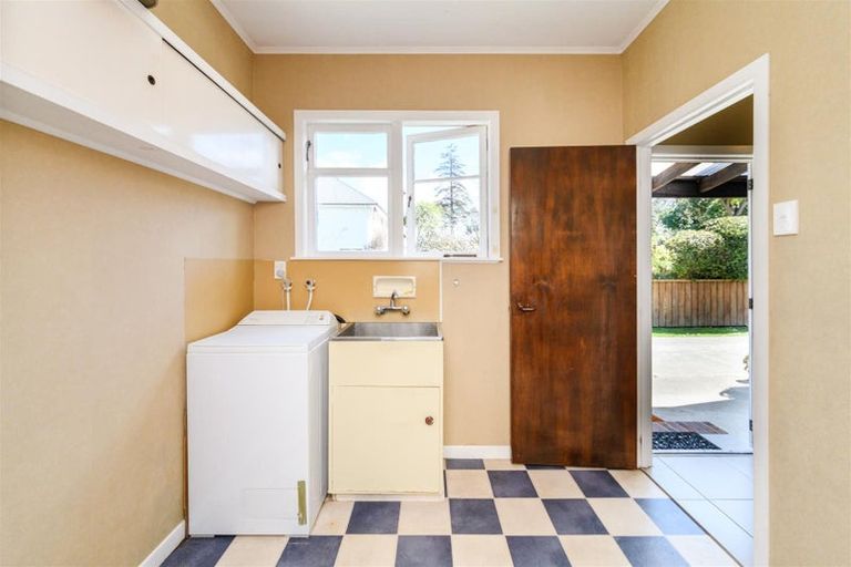 Photo of property in 11 Bond Street, Marton, 4710