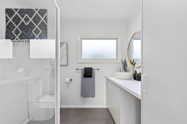 Photo of property in 1/12 Golf Road, Tahunanui, Nelson, 7011