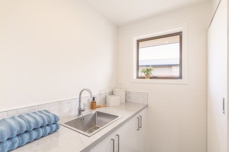 Photo of property in 130 Bower Avenue, New Brighton, Christchurch, 8083