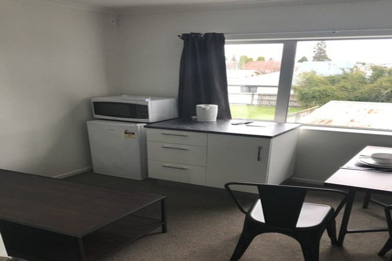 Photo of property in 4/59 May Street, Hamilton East, Hamilton, 3216