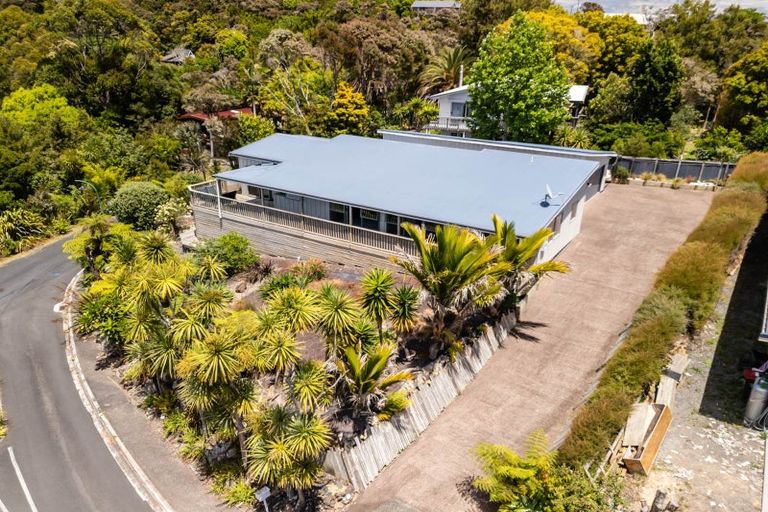 Photo of property in 1 Waterview Place, Haruru, 0204