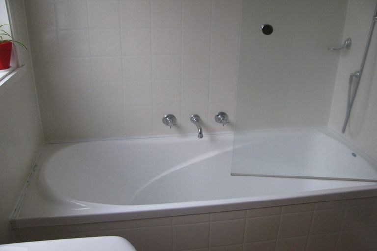 Photo of property in 7 Ombersley Terrace, Opawa, Christchurch, 8023