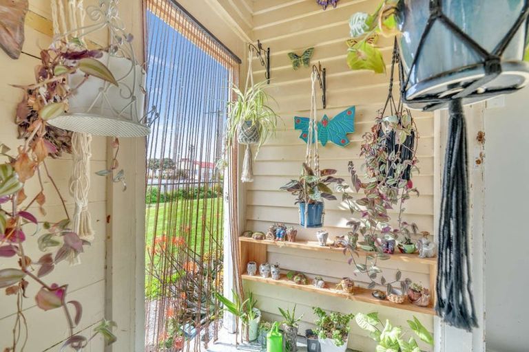 Photo of property in 14 Ruawai Wharf Road, Ruawai, 0530