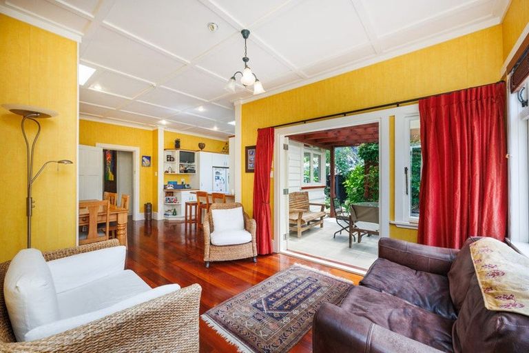 Photo of property in 41 Batt Street, West End, Palmerston North, 4410