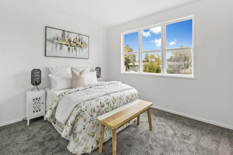 Photo of property in 25 Romney Place, Manurewa, Auckland, 2102