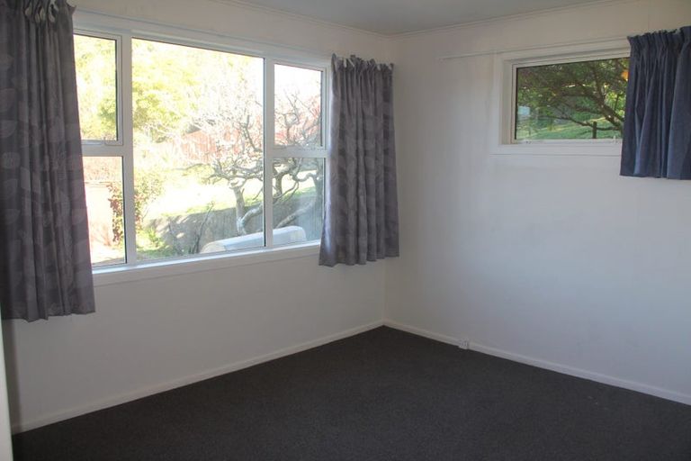 Photo of property in 3 Saville Row, Johnsonville, Wellington, 6037