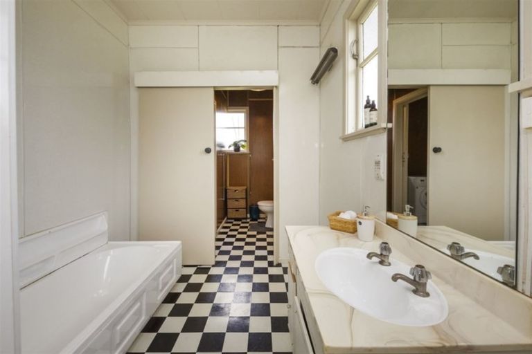 Photo of property in 382 Botanical Road, West End, Palmerston North, 4412