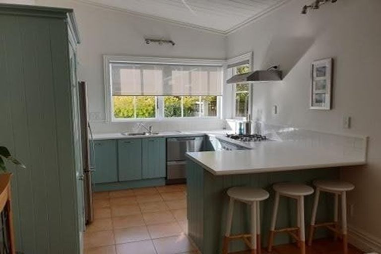 Photo of property in 84 Victoria Road, Devonport, Auckland, 0624