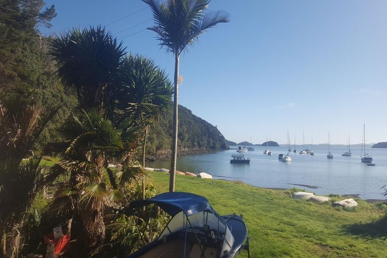 Photo of property in 24 English Bay Road, Opua, 0200