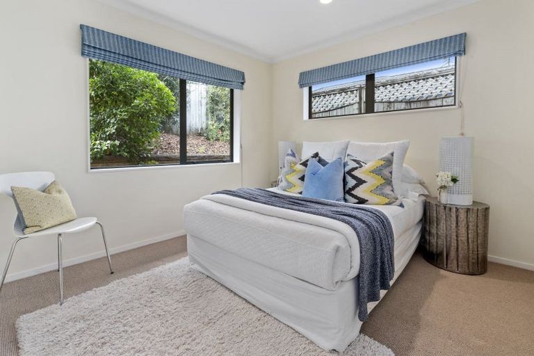 Photo of property in 24 Coventry Way, Long Bay, Auckland, 0630