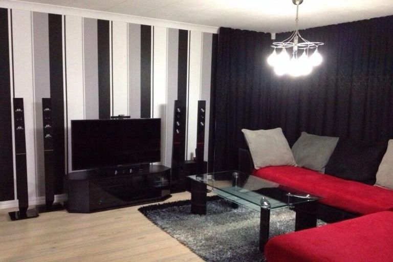 Photo of property in 8 Caribbean Drive, Unsworth Heights, Auckland, 0632