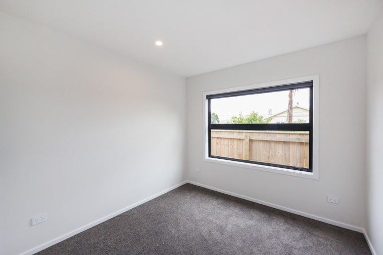 Photo of property in 68b Hedges Street, Sanson, 4817
