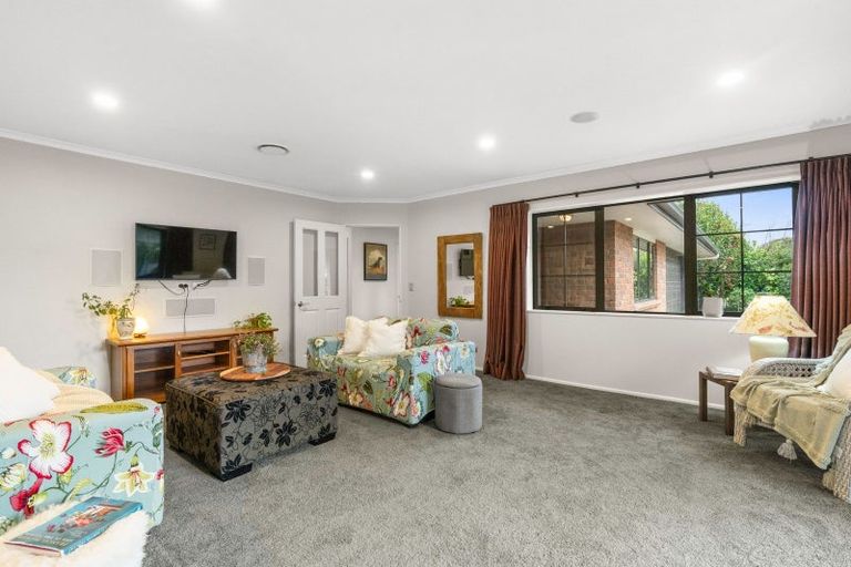 Photo of property in 6 Nimmo Avenue, Waikanae, 5036