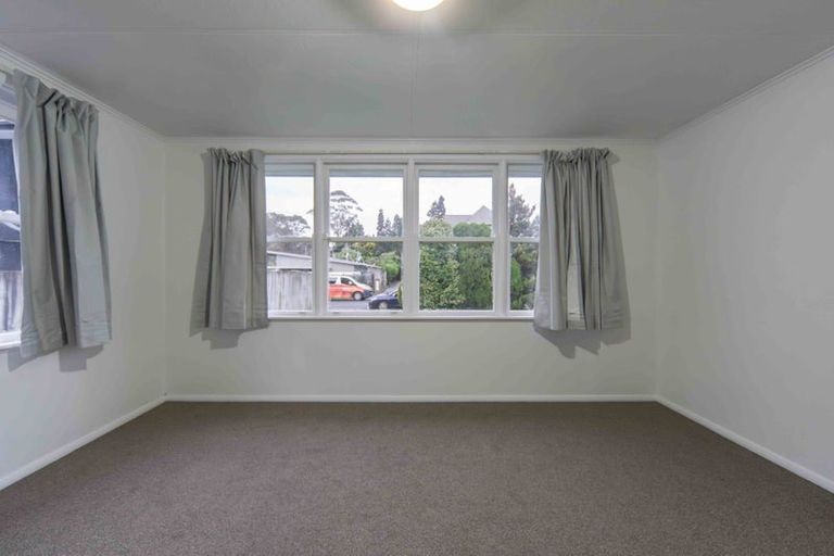 Photo of property in 17 Dowding Street, Melville, Hamilton, 3206