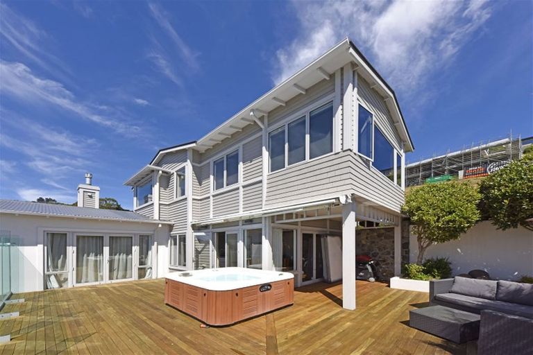 Photo of property in 2 Challenger Lane, Redcliffs, Christchurch, 8081