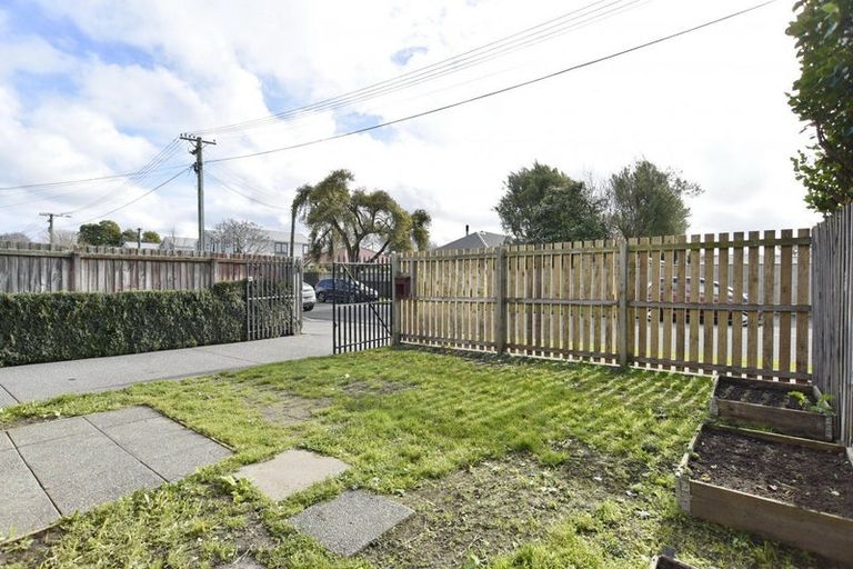 Photo of property in 26 Orontes Street, Shirley, Christchurch, 8013