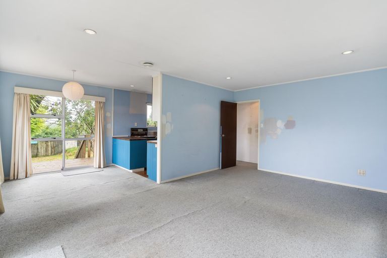 Photo of property in 9 Sikkim Crescent, Clover Park, Auckland, 2019