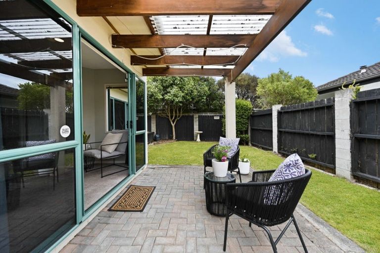 Photo of property in 4/84 Braid Road, St Andrews, Hamilton, 3200