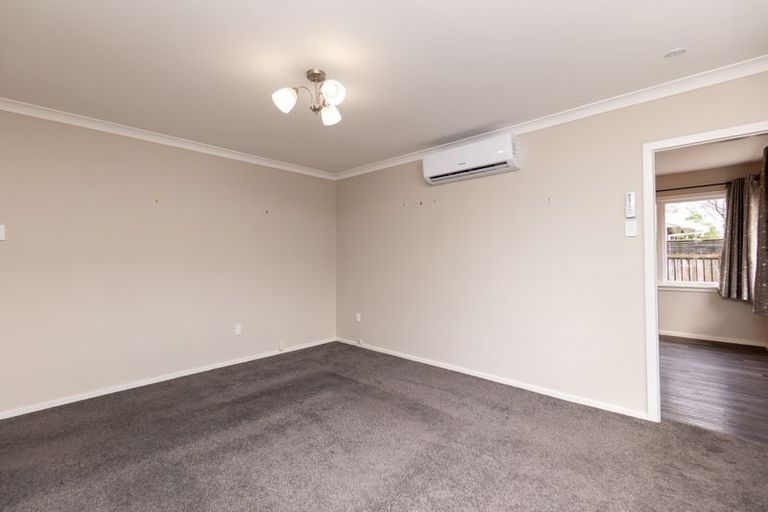 Photo of property in 1/53 Glenmore Avenue, Casebrook, Christchurch, 8051