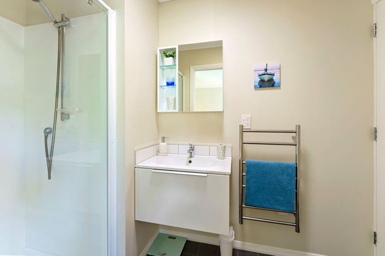 Photo of property in 430 Te Moana Road, Waikanae, 5036