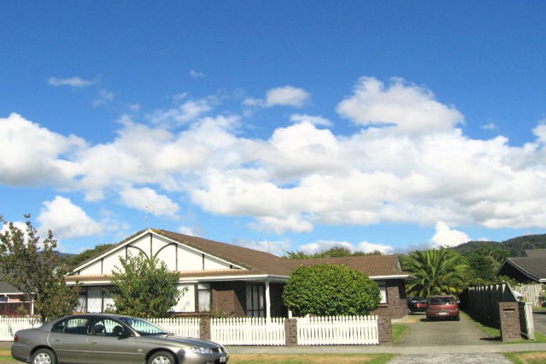 Photo of property in 60 Mcparland Street, Elderslea, Upper Hutt, 5018