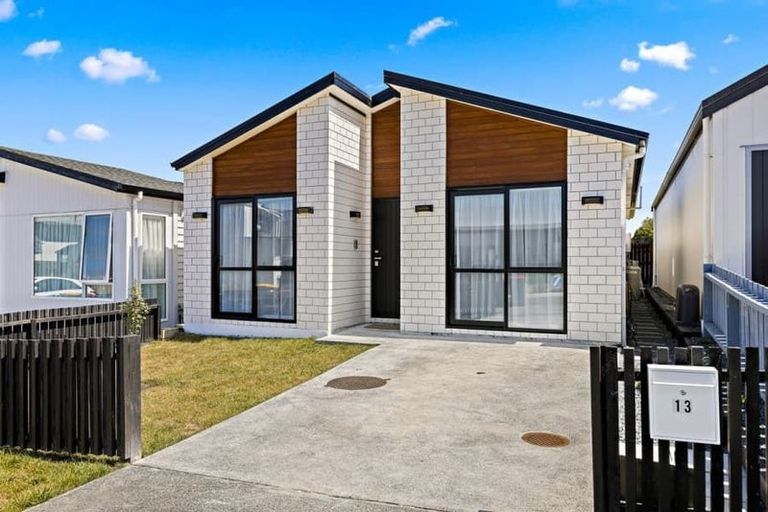 Photo of property in 13 Matakohe Road, Westgate, Auckland, 0814