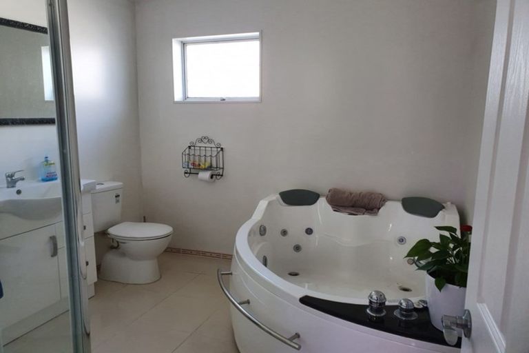 Photo of property in 51 Nash Parade, Foxton Beach, Foxton, 4815