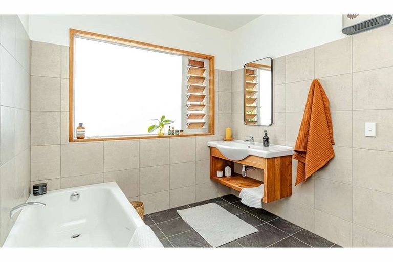 Photo of property in 273 Te Ahu Ahu Road, Waimate North, Kaikohe, 0472