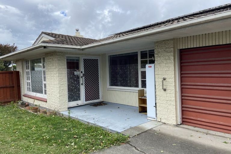 Photo of property in 1/11 Puriri Street, Riccarton, Christchurch, 8041