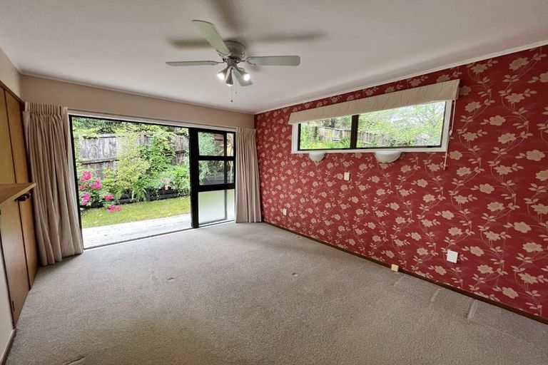 Photo of property in 10 Kallista Place, Browns Bay, Auckland, 0630