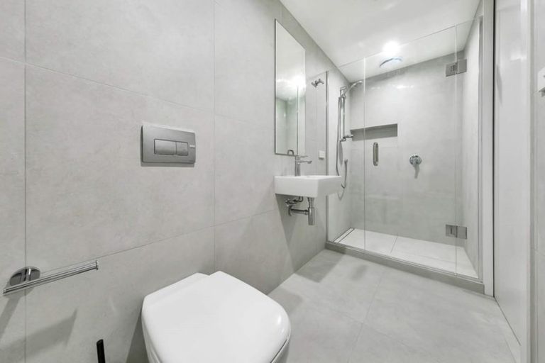 Photo of property in 17f Albert Street, Palmerston North, 4414