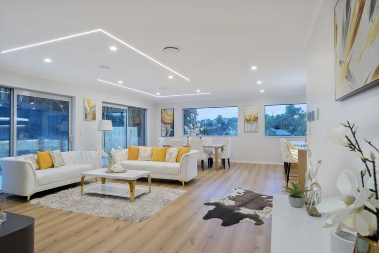 Photo of property in 41d Candia Road, Swanson, Auckland, 0614