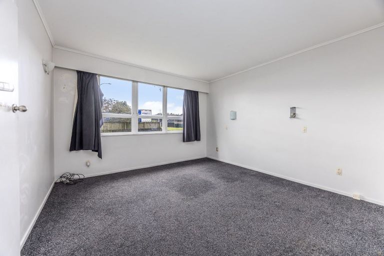 Photo of property in 37 Dominion Road, Papakura, 2110
