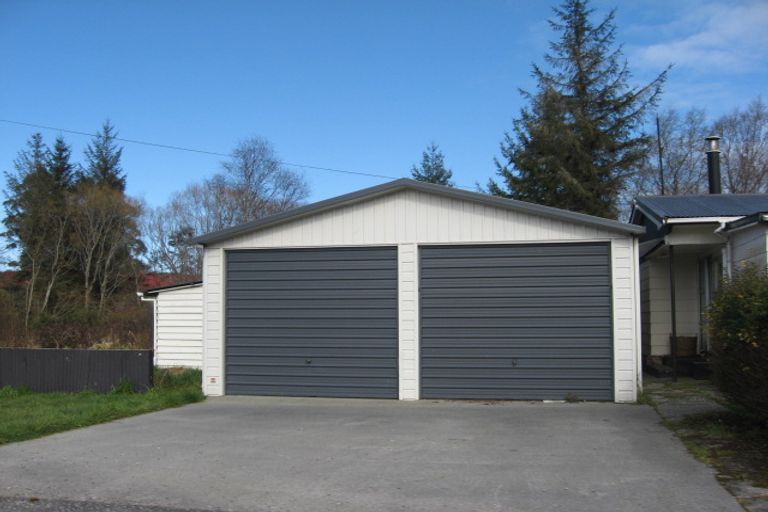 Photo of property in 28 Clifford Street, Blackball, 7804