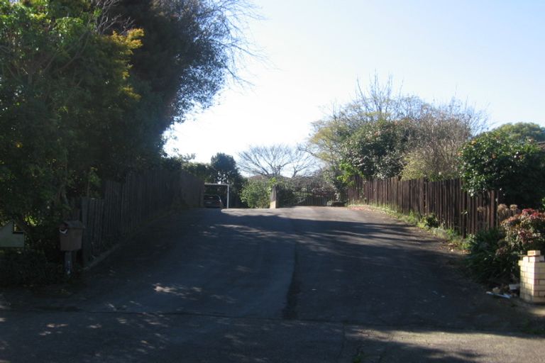 Photo of property in 8 Rhonda Place, Opaheke, Papakura, 2113