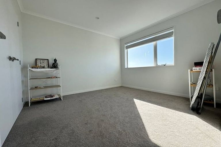 Photo of property in 31b Hill Crescent, Papakura, 2110