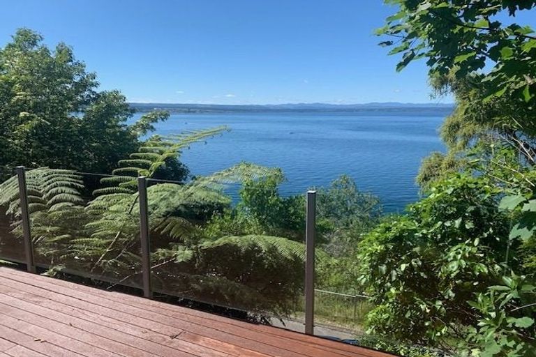 Photo of property in 1/834 Wily Terrace, Acacia Bay, Taupo, 3330