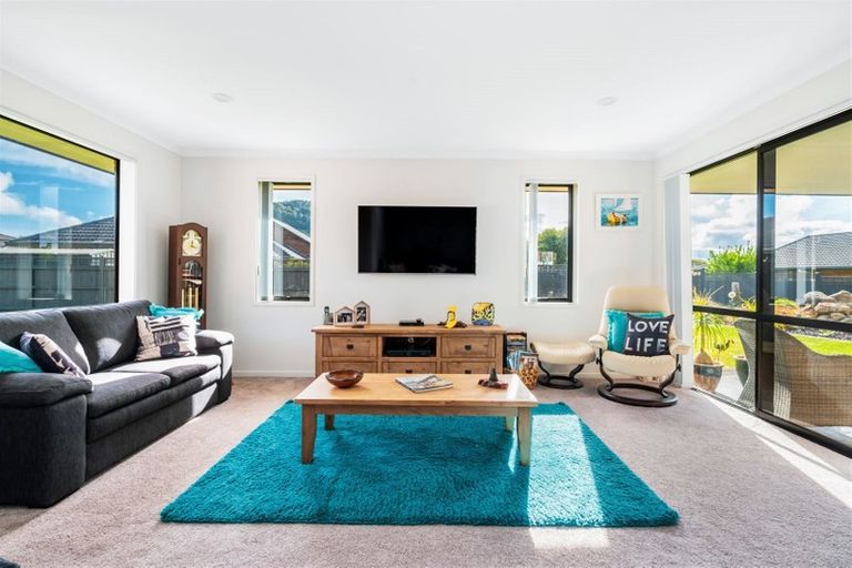 Photo of property in 3 Mcainch Place, Te Kamo, Whangarei, 0112