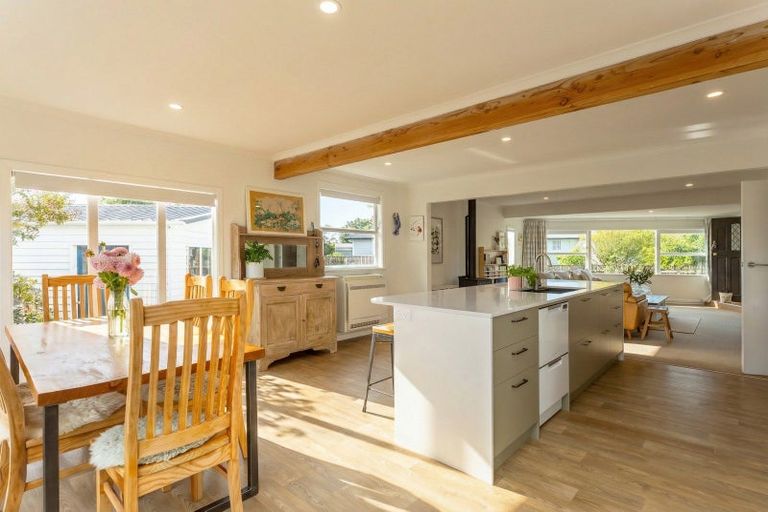 Photo of property in 12 Taverner Street, Carterton, 5713