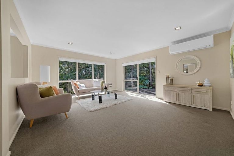 Photo of property in 6 Luna Place, Henderson, Auckland, 0612