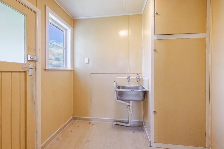 Photo of property in 20 Churchill Street, Waipukurau, 4200