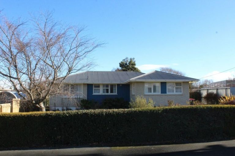Photo of property in 25 Northland Street, Ranfurly, 9332