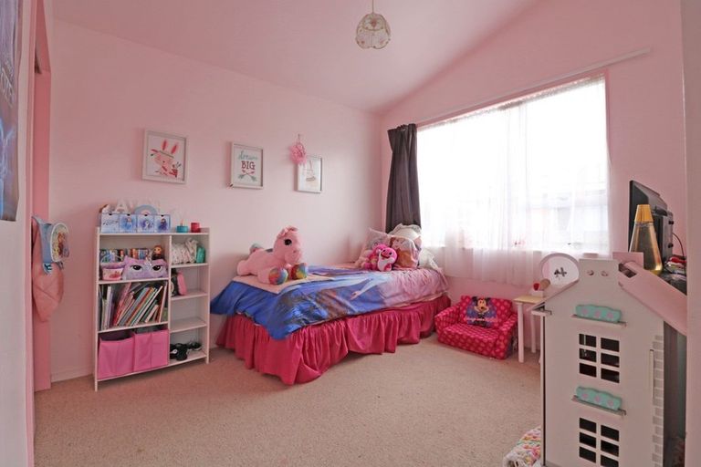 Photo of property in 13 Raglan Street, Wyndham, 9831