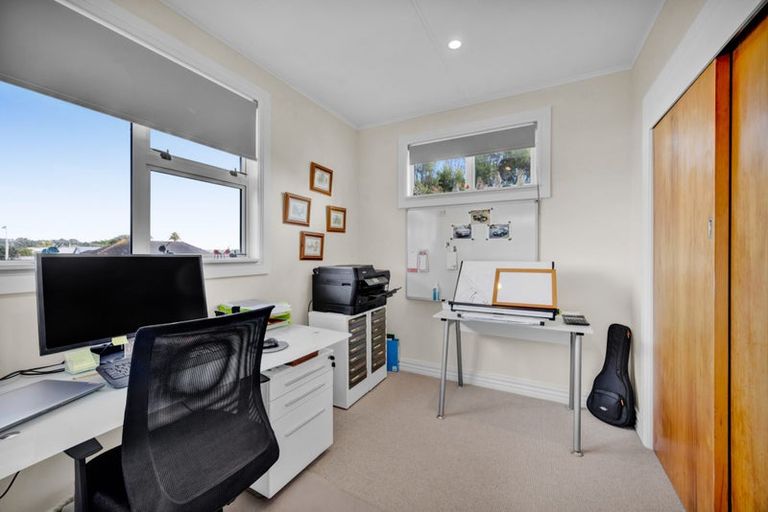 Photo of property in 7 Climie Crescent, Hawera, 4610