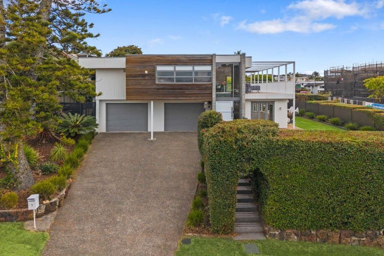 Photo of property in 1 Endymion Place, Half Moon Bay, Auckland, 2012